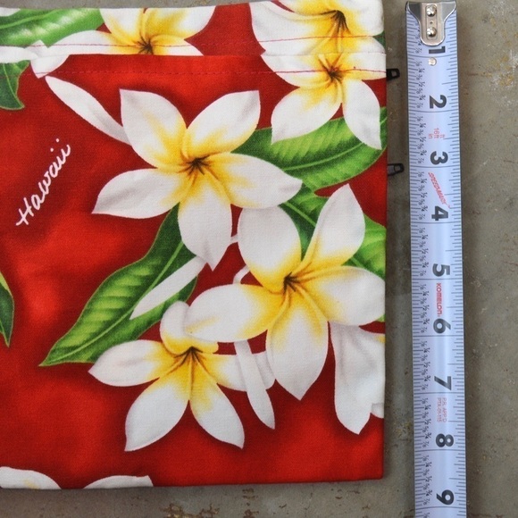 Local Design MADE IN HAWAII Cotton Crossbody Bag, Plumeria Design - Picture 9 of 11